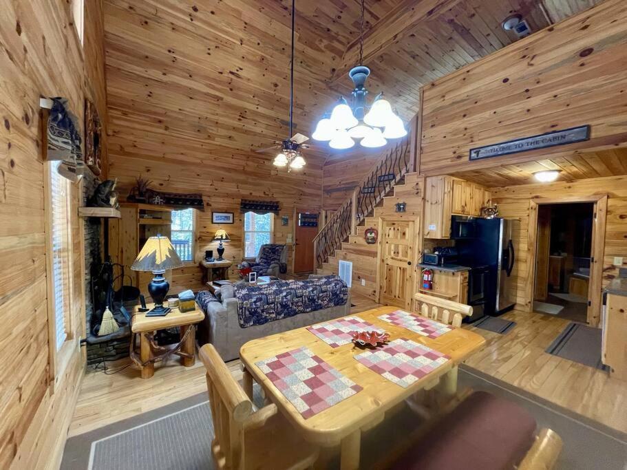 2 Bed Cabin Hot Tub Close To Helen #16 Luaran gambar