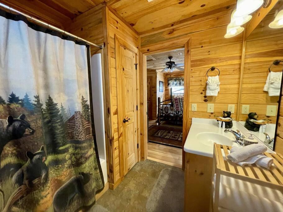 2 Bed Cabin Hot Tub Close To Helen #16 Luaran gambar
